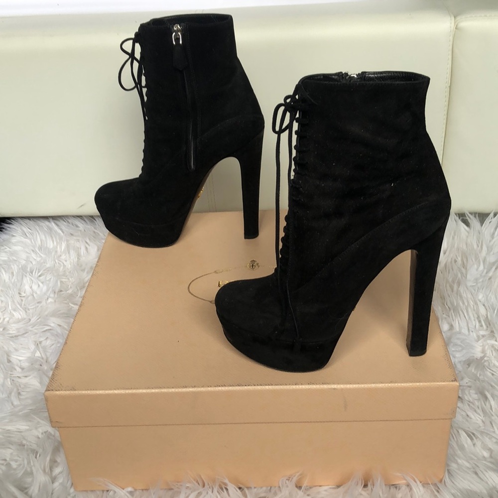 PRADA Calzature Donna Black Lace Up Booties